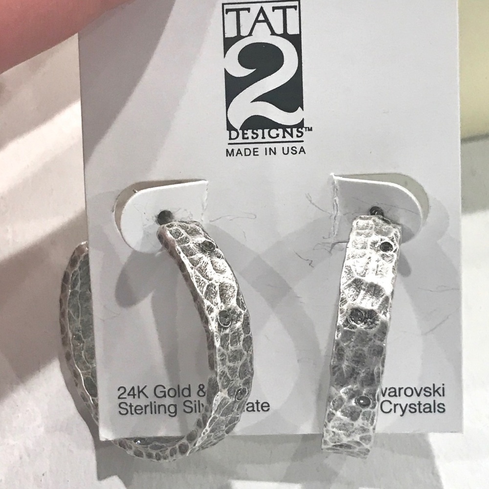 VINTAGE SILVER NOVI WIDE HAMMERED HOOPS